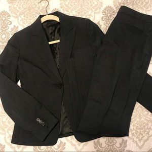 Elite Tahari Suit Set